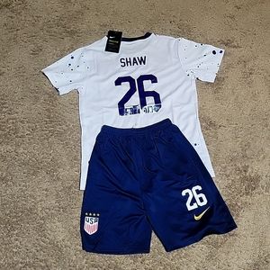 JAEDYN SHAW #26 USWNT NIKE FIFA WORLD CUP SOCCER JERSEY & SHORTS KIT NWT …